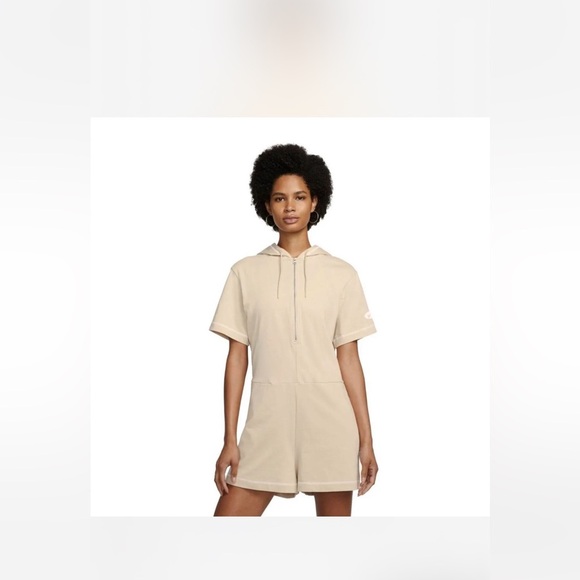 Women’s nike hooded romper size Small - Picture 1 of 5
